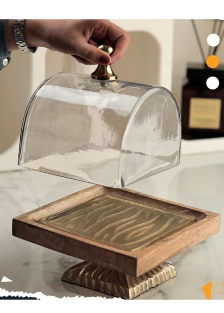 مضيفة مع قاعدة خشب وغطا قزاز